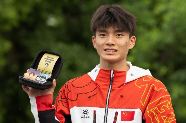 1723122945167014063.jpg (巴黎奥运会)(1)攀岩——奥运会资格系列赛布达佩斯站:伍鹏获男子攀岩速度赛冠军XxjpseC007025_20240623_PEPFN0A001.jpg